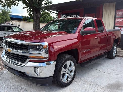 Used 2018 Chevrolet Silverado 1500 LT w/ All Star Edition AWD/4WD image 1
