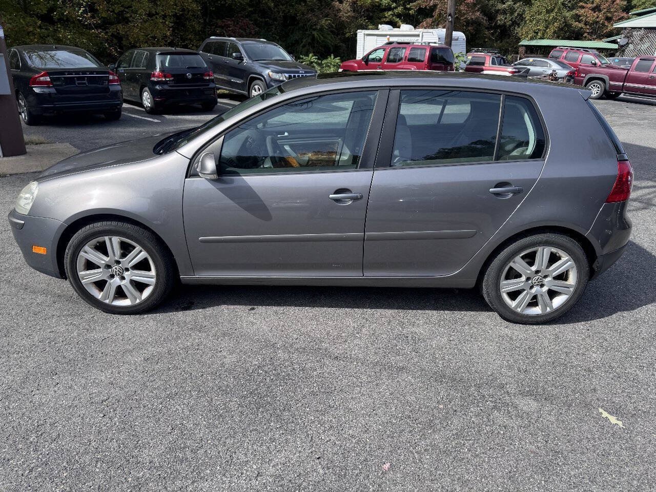 Used 2007 Volkswagen Rabbit 4-Door FWD image 4