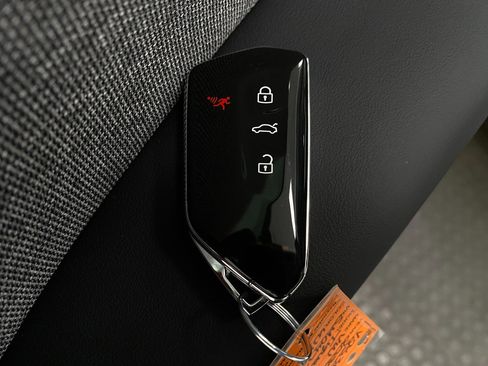 New 2025 Volkswagen Tiguan S image 28