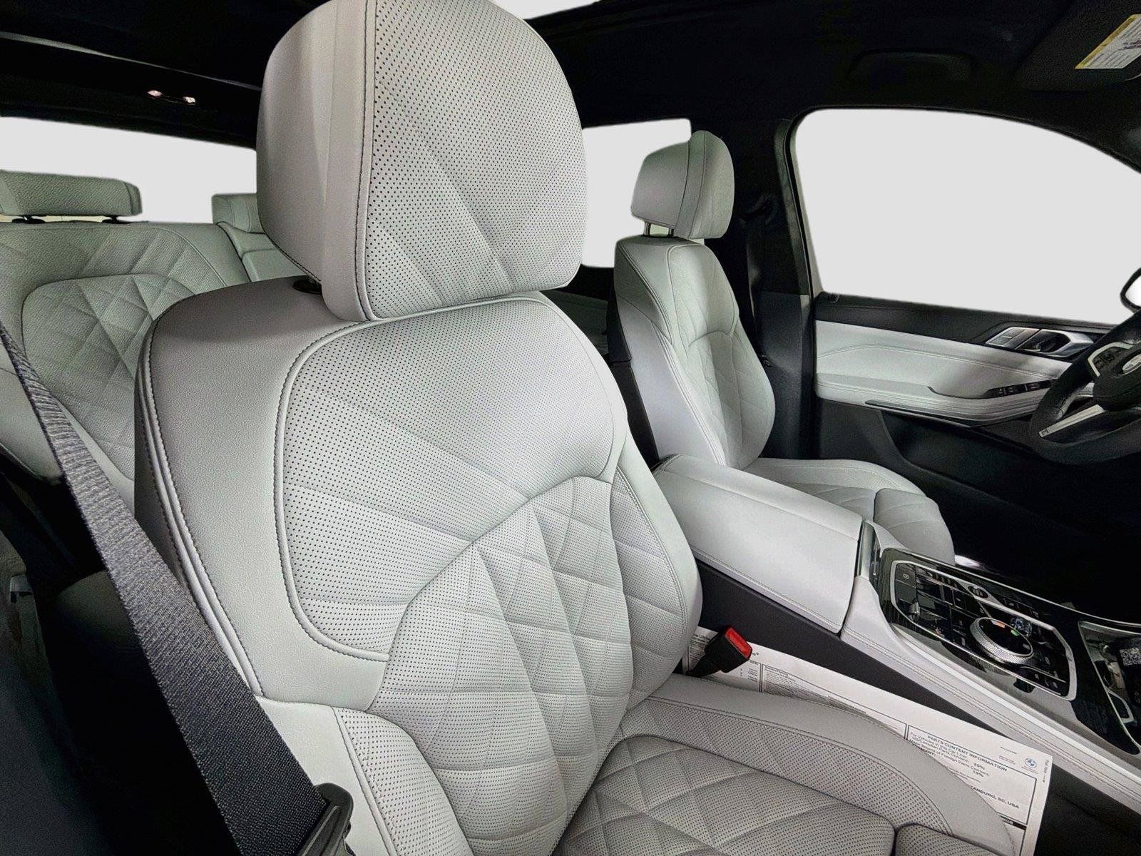 New 2027 BMW X7 xDrive40i w/ Executive Package AWD/4WD image 30