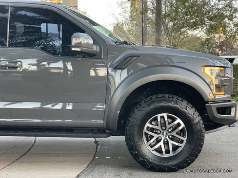 Used 2018 Ford F150 Raptor w/ Equipment Group 802A Luxury image 12