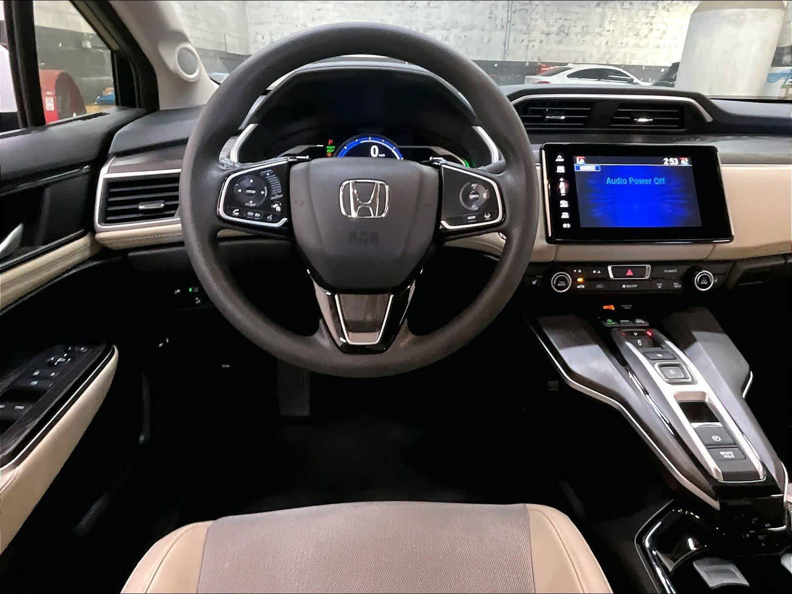 Used 2018 Honda Clarity Plug-In Hybrid image 8