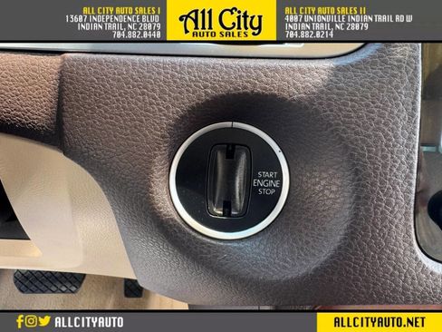 Used 2014 Volkswagen Touareg TDI AWD/4WD image 40