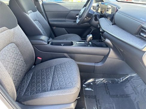 New 2026 Nissan Kicks SV image 9