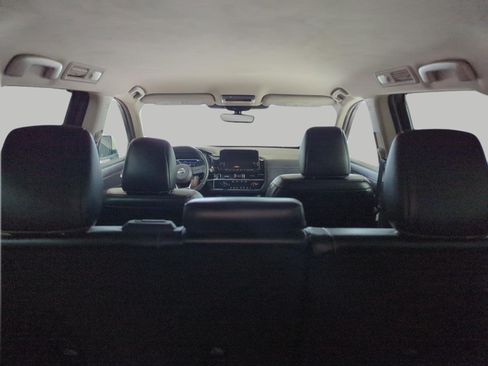 Used 2023 Nissan Pathfinder SL AWD/4WD image 50