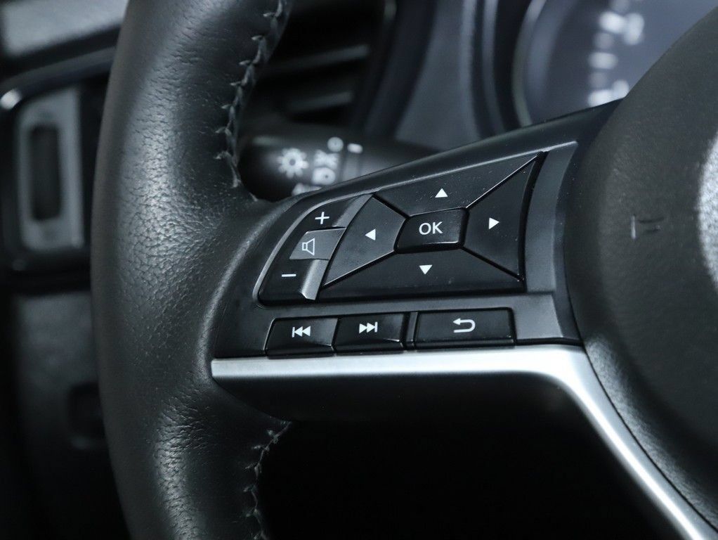Used 2020 Nissan Rogue SV AWD/4WD image 23