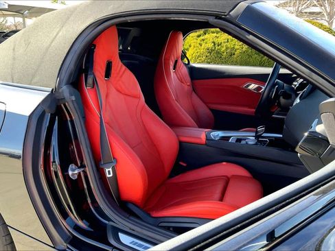 Used 2023 BMW Z4 sDrive30i w/ Premium Package image 7