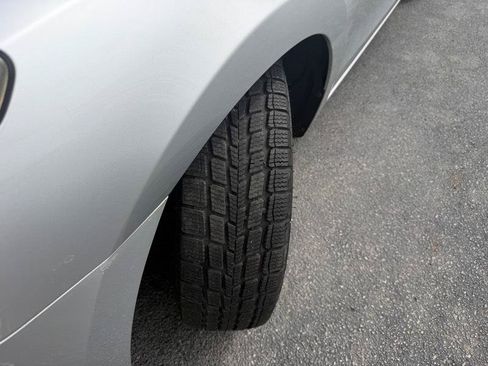 Used 2010 Hyundai Elantra GLS FWD image 32