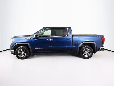 Used 2021 GMC Sierra 1500 SLT w/ SLT Convenience Package AWD/4WD image 8
