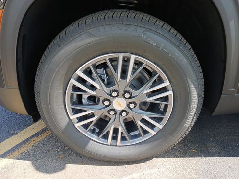 New 2026 Chevrolet Traverse LT w/ Driver Confidence Package image 27