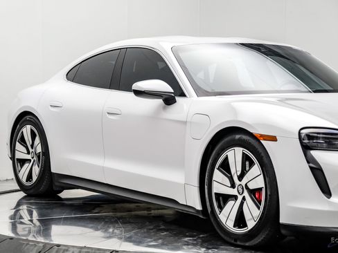 Used 2023 Porsche Taycan 4S AWD/4WD image 24