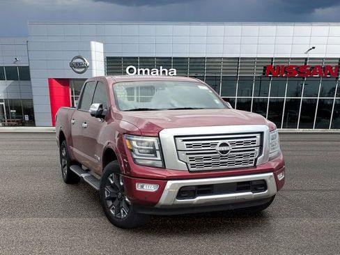 Certified 2023 Nissan Titan Platinum Reserve w/ Moonroof Package image 1