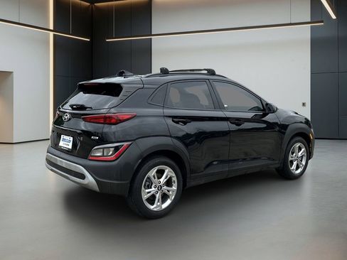 Certified 2022 Hyundai Kona SEL AWD/4WD image 5