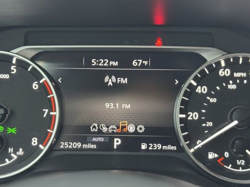 Used 2024 Nissan Rogue S image 25