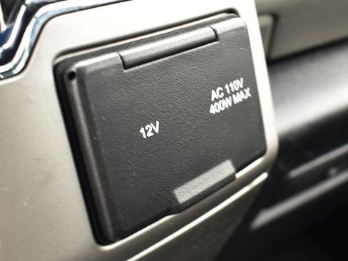 Used 2022 Ford F350 Lariat w/ Lariat Ultimate Package AWD/4WD image 29
