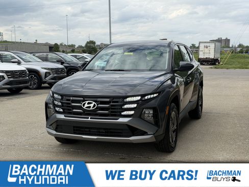 New 2026 Hyundai Tucson Blue SE AWD/4WD image 17