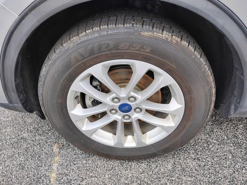 Used 2022 Ford Escape SE w/ Cold Weather Package AWD/4WD image 24