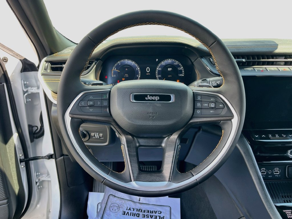 New 2026 Jeep Grand Cherokee Limited AWD/4WD image 11