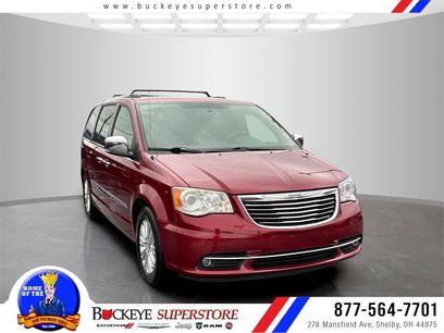 Used 2013 Chrysler Town & Country Limited w/ Luxury Group