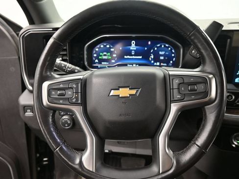 Used 2022 Chevrolet Silverado 1500 LT AWD/4WD image 20