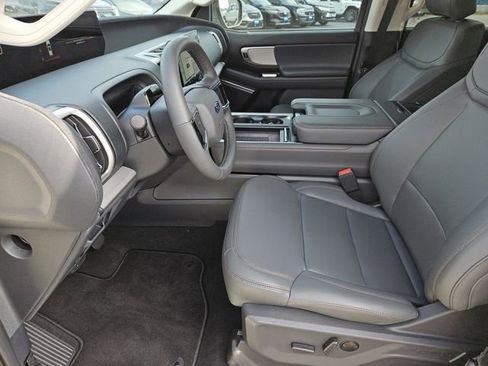 New 2025 Ford Expedition Max Active image 23