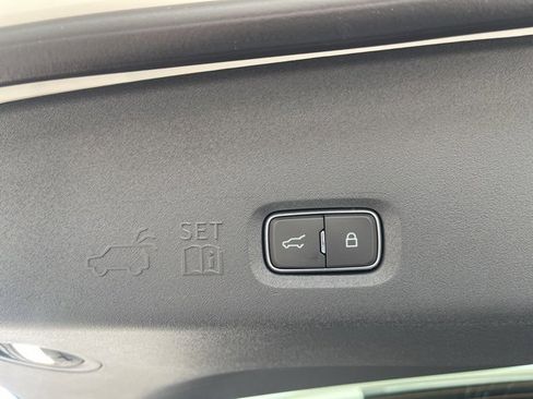 New 2025 Ford Expedition Max Platinum w/ Stealth Performance Package image 24