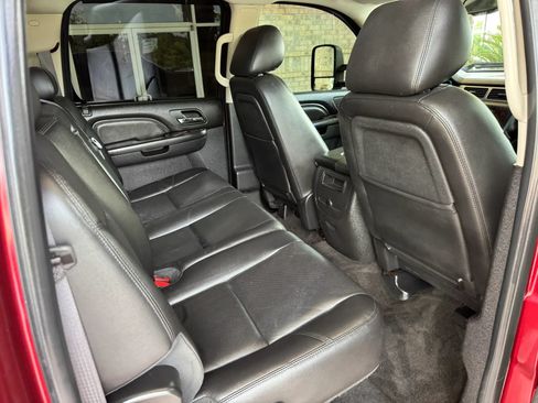 Used 2013 GMC Sierra 2500 Denali AWD/4WD image 26