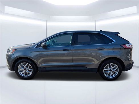 Used 2023 Ford Edge SEL image 6