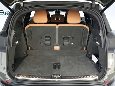 Used 2026 Lucid Gravity Dream image 8