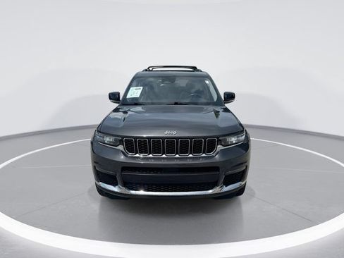 Used 2021 Jeep Grand Cherokee L Limited AWD/4WD image 11
