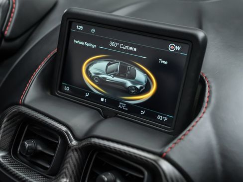 Used 2023 Aston Martin V8 Vantage Roadster RWD image 35