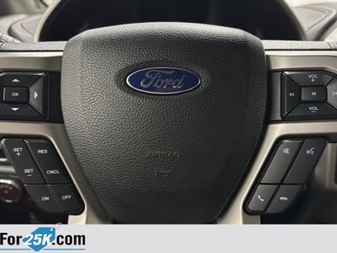 Used 2015 Ford F150 Lariat w/ Equipment Group 502A Luxury AWD/4WD image 16