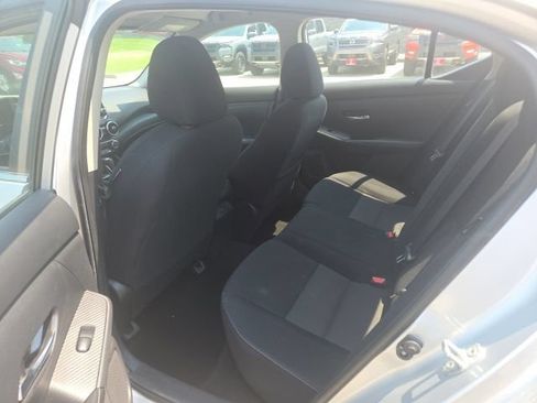 Used 2023 Nissan Sentra SV FWD image 8