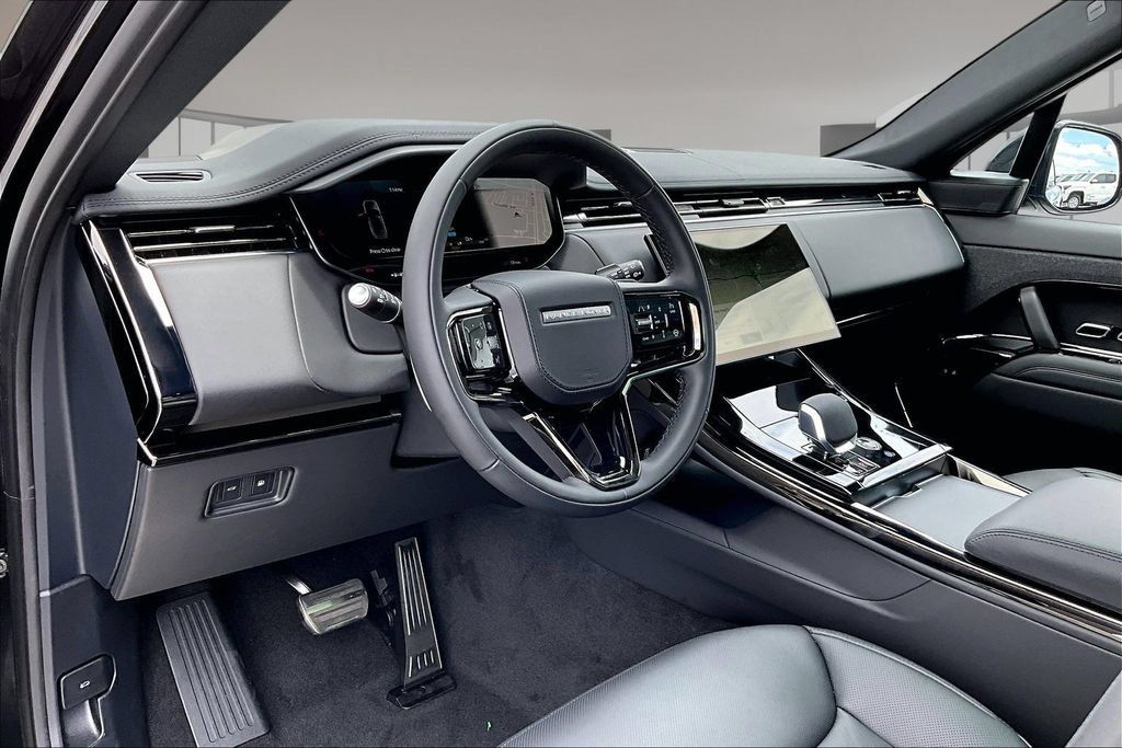 New 2026 Land Rover Range Rover Sport Dynamic SE AWD/4WD image 7