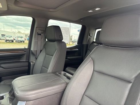 Used 2024 Chevrolet Silverado 1500 LT Trail Boss w/ LT Trail Boss Premium Package image 18