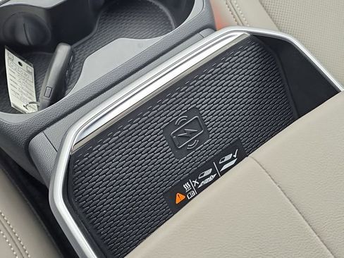 New 2026 GMC Terrain Elevation w/ Elevation Premium Package image 19