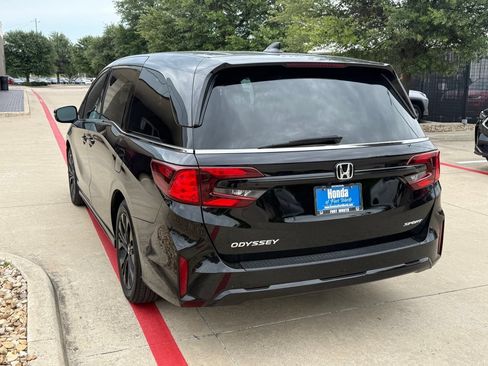 Used 2025 Honda Odyssey Sport-L image 5