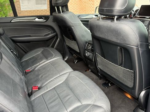 Used 2018 Mercedes-Benz GLE 43 AMG 4MATIC image 32