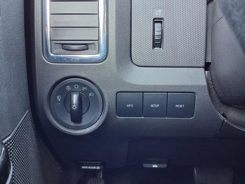 Used 2012 Ford Escape Limited image 17