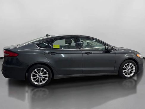 Used 2020 Ford Fusion SE FWD image 11