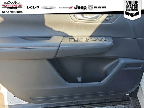 Used 2026 Honda CR-V Sport-L image 18