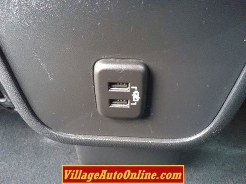 Used 2019 Chevrolet Equinox LT image 36