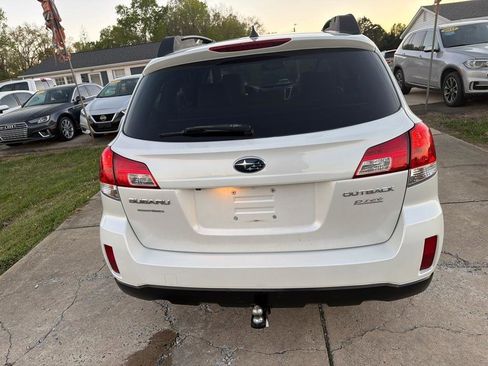 Used 2013 Subaru Outback 2.5i Limited w/ Moonroof Pkg image 12