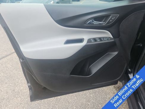 Used 2023 Chevrolet Equinox LS w/ LS Convenience Package image 11