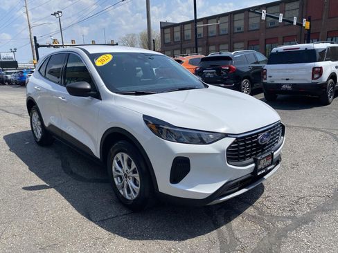 Used 2023 Ford Escape Active AWD/4WD image 11