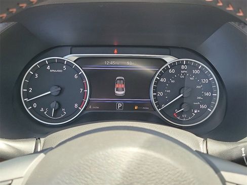 New 2025 Nissan Sentra SR image 8