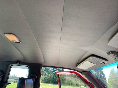 Used 1990 Toyota Pickup Deluxe image 13