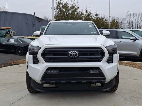 New 2026 Toyota Tacoma SR5 AWD/4WD image 2
