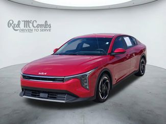 Used 2025 Kia K4 EX video 1