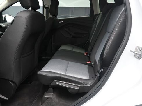 Used 2019 Ford Escape SE image 20